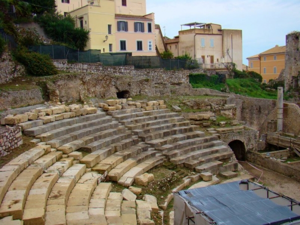 IL FORO EMILIANO DI TERRACINA